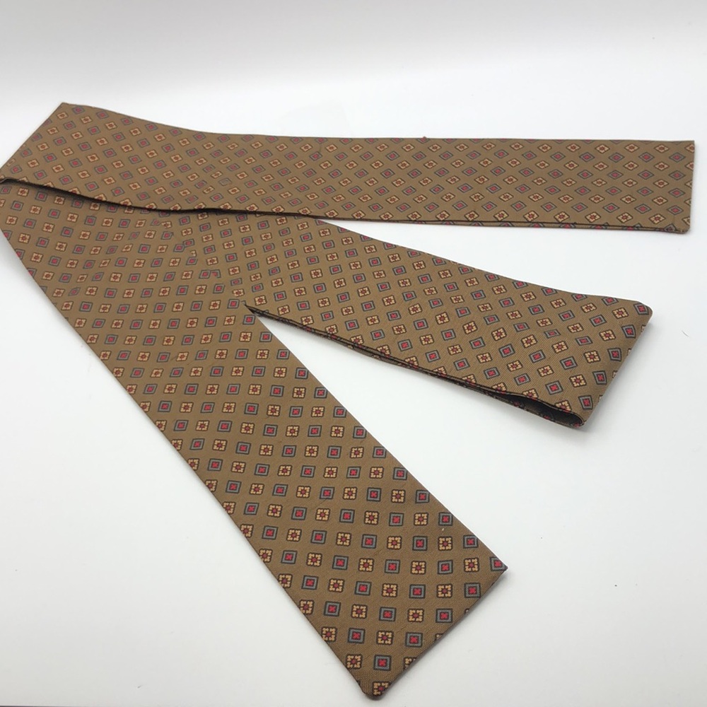 VTG Ray Strauss Silk Bow tie Batwing Square End Tie All Silk Made in USA
